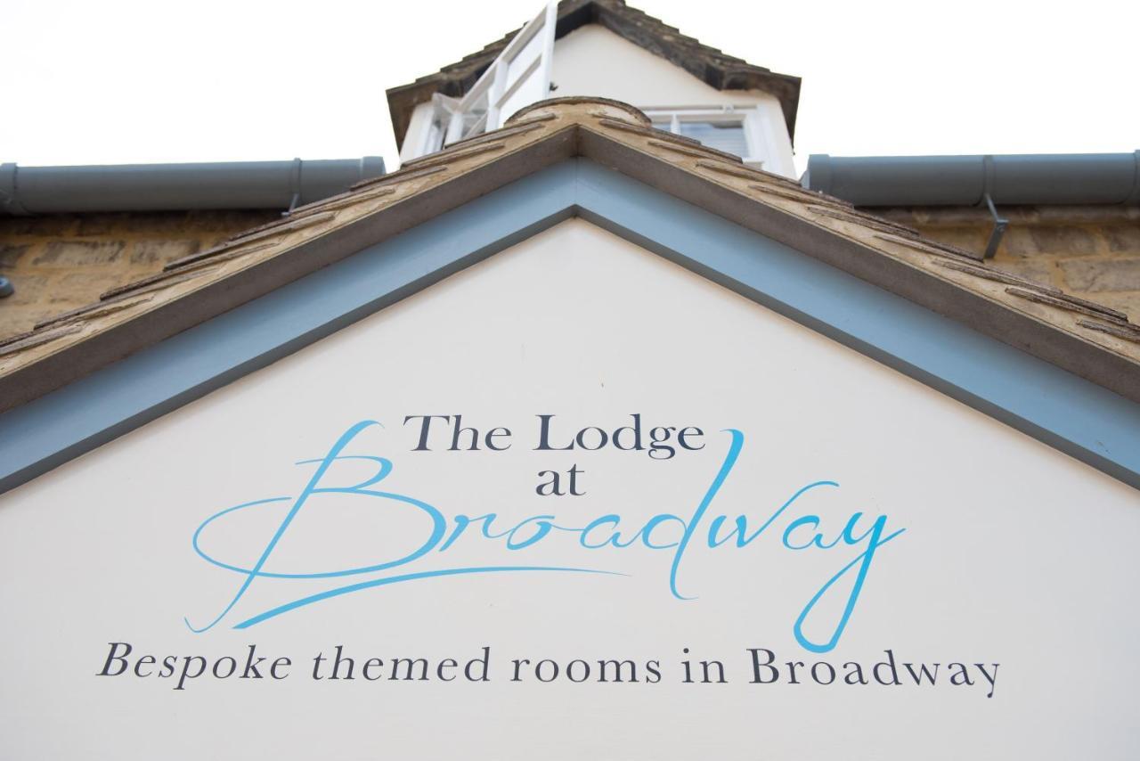 ברודוויי The Lodge At Broadway מראה חיצוני תמונה